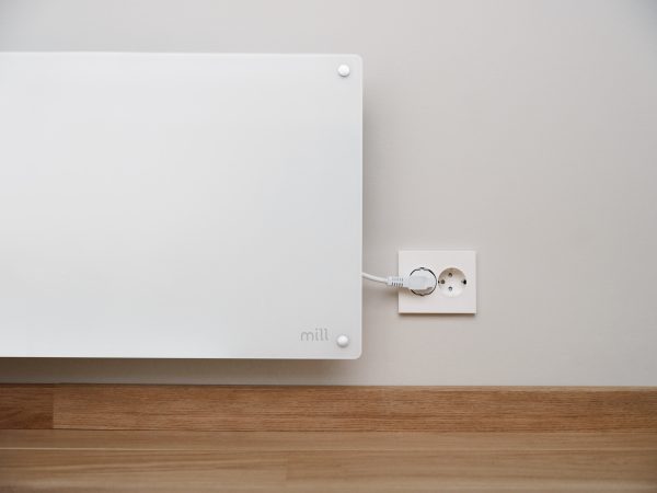 Mill Glass Smart WiFi Panel Heater 1000W low model Gen. 4 - Image 7